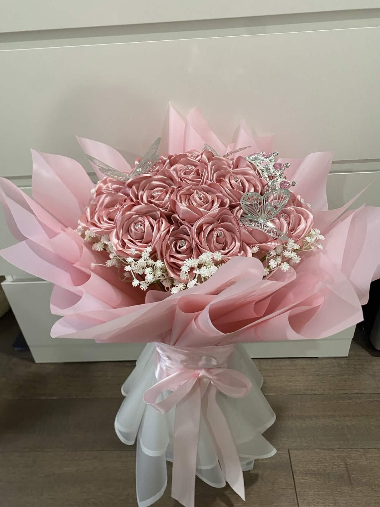 24ct Pink Butterfly Princess Rose Bouquet