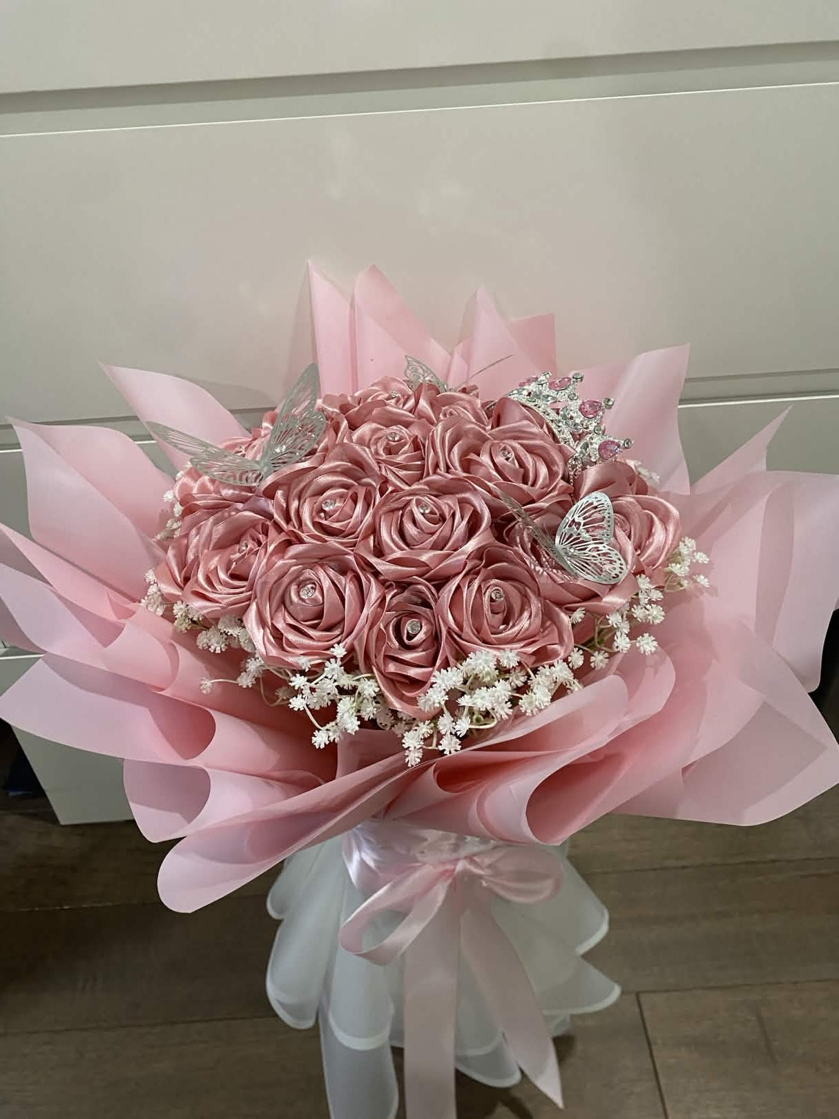 24ct Pink Butterfly Princess Rose Bouquet