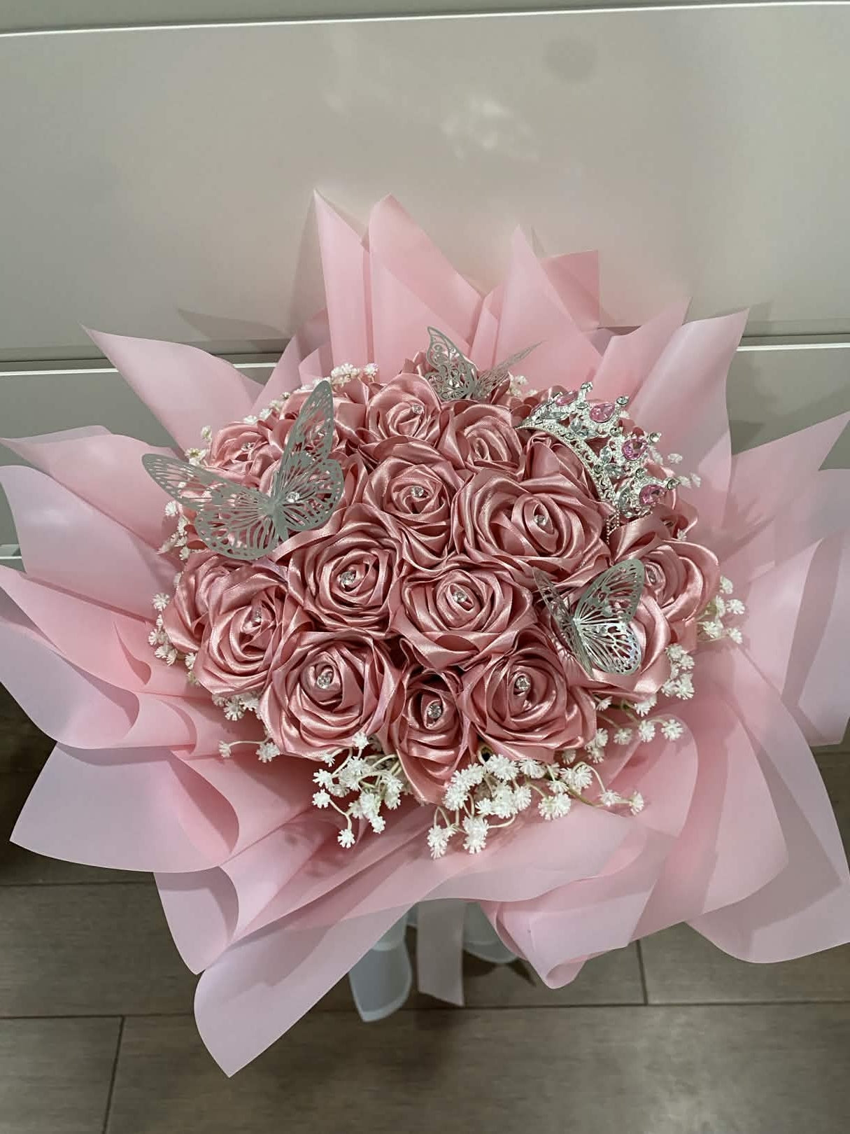 24ct Pink Butterfly Princess Rose Bouquet